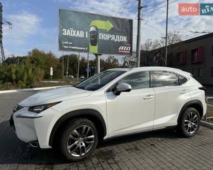 Білий Лексус НХ, об'ємом двигуна 2 л та пробігом 90 тис. км за 29000 $, фото 5 на Automoto.ua