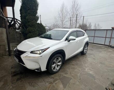 Белый Лексус НХ, объемом двигателя 2.5 л и пробегом 135 тыс. км за 29700 $, фото 1 на Automoto.ua