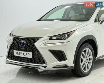 Білий Лексус НХ, об'ємом двигуна 2.49 л та пробігом 129 тис. км за 21900 $, фото 7 на Automoto.ua
