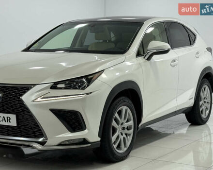 Білий Лексус НХ, об'ємом двигуна 2.49 л та пробігом 129 тис. км за 21900 $, фото 6 на Automoto.ua