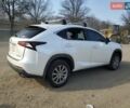 Белый Лексус НХ, объемом двигателя 2 л и пробегом 160 тыс. км за 6300 $, фото 2 на Automoto.ua