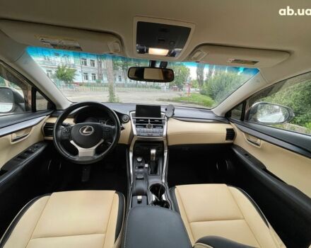 Белый Лексус НХ, объемом двигателя 2 л и пробегом 144 тыс. км за 26990 $, фото 19 на Automoto.ua