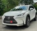 Белый Лексус НХ, объемом двигателя 2 л и пробегом 144 тыс. км за 26990 $, фото 1 на Automoto.ua