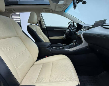 Білий Лексус НХ, об'ємом двигуна 2.49 л та пробігом 129 тис. км за 21900 $, фото 18 на Automoto.ua