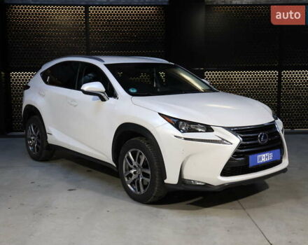Білий Лексус НХ, об'ємом двигуна 2.49 л та пробігом 213 тис. км за 27900 $, фото 3 на Automoto.ua