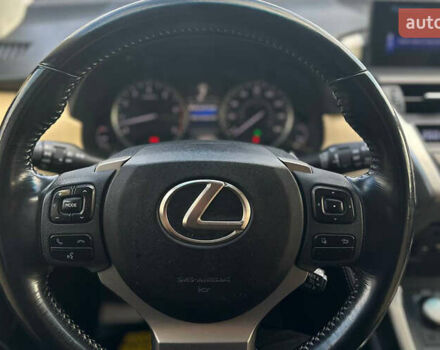 Белый Лексус НХ, объемом двигателя 2 л и пробегом 119 тыс. км за 21500 $, фото 10 на Automoto.ua