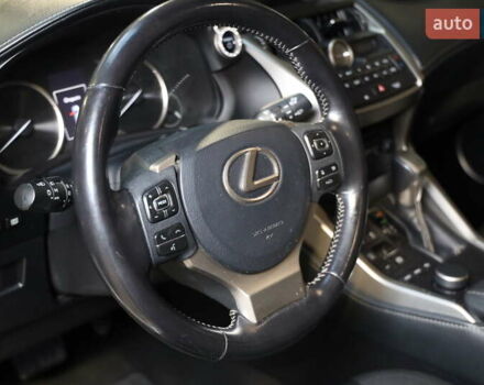 Білий Лексус НХ, об'ємом двигуна 2.49 л та пробігом 213 тис. км за 27900 $, фото 17 на Automoto.ua
