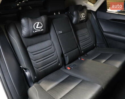 Білий Лексус НХ, об'ємом двигуна 2.49 л та пробігом 213 тис. км за 27900 $, фото 32 на Automoto.ua