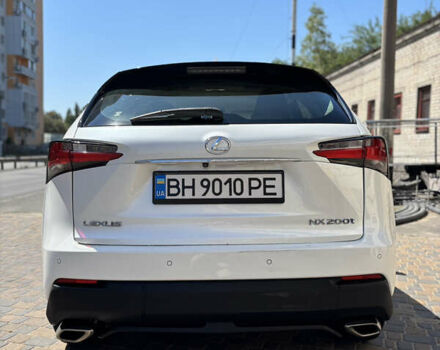 Білий Лексус НХ, об'ємом двигуна 2 л та пробігом 107 тис. км за 24800 $, фото 2 на Automoto.ua
