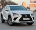 Белый Лексус НХ, объемом двигателя 2 л и пробегом 155 тыс. км за 19200 $, фото 1 на Automoto.ua