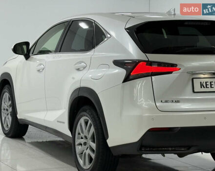 Білий Лексус НХ, об'ємом двигуна 2.49 л та пробігом 129 тис. км за 21900 $, фото 11 на Automoto.ua