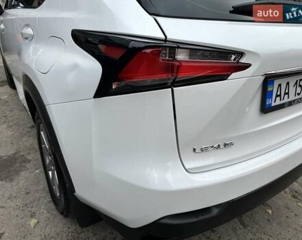 Лексус НХ 2016 у Києві на Automoto.ua Білий Лексус НХ, об'ємом двигуна 2.49 л та пробігом 108 тис. км за 26000 $, фото 5 на Automoto.ua