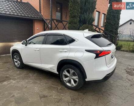 Белый Лексус НХ, объемом двигателя 2.49 л и пробегом 135 тыс. км за 29700 $, фото 7 на Automoto.ua