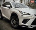 Белый Лексус НХ, объемом двигателя 2 л и пробегом 140 тыс. км за 23500 $, фото 4 на Automoto.ua