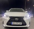 Лексус НХ 2016 у Києві на Automoto.ua Білий Лексус НХ, об'ємом двигуна 2 л та пробігом 128 тис. км за 24000 $, фото 1 на Automoto.ua