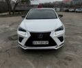 Білий Лексус НХ, об'ємом двигуна 2.49 л та пробігом 105 тис. км за 29999 $, фото 1 на Automoto.ua