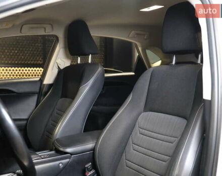 Білий Лексус НХ, об'ємом двигуна 2.49 л та пробігом 213 тис. км за 27900 $, фото 22 на Automoto.ua