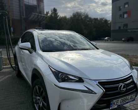 Білий Лексус НХ, об'ємом двигуна 2 л та пробігом 90 тис. км за 29000 $, фото 1 на Automoto.ua