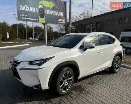 Білий Лексус НХ, об'ємом двигуна 2 л та пробігом 90 тис. км за 29000 $, фото 6 на Automoto.ua