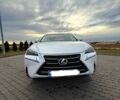 Белый Лексус НХ, объемом двигателя 20 л и пробегом 149 тыс. км за 22500 $, фото 2 на Automoto.ua