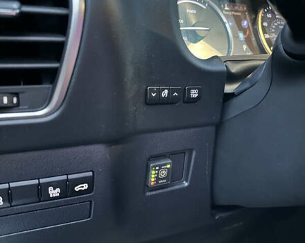 Білий Лексус НХ, об'ємом двигуна 2.49 л та пробігом 128 тис. км за 32000 $, фото 9 на Automoto.ua