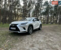 Белый Лексус НХ, объемом двигателя 2 л и пробегом 115 тыс. км за 25500 $, фото 1 на Automoto.ua