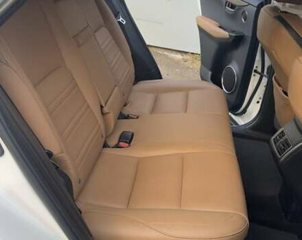 Білий Лексус НХ, об'ємом двигуна 2 л та пробігом 59 тис. км за 25000 $, фото 12 на Automoto.ua