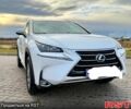 Белый Лексус НХ, объемом двигателя 20 л и пробегом 149 тыс. км за 22500 $, фото 1 на Automoto.ua