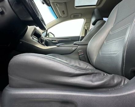 Білий Лексус НХ, об'ємом двигуна 2 л та пробігом 126 тис. км за 24500 $, фото 25 на Automoto.ua