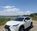 Белый Лексус НХ, объемом двигателя 2 л и пробегом 53 тыс. км за 28900 $, фото 1 на Automoto.ua