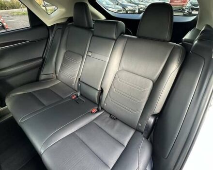 Білий Лексус НХ, об'ємом двигуна 2 л та пробігом 126 тис. км за 21500 $, фото 18 на Automoto.ua