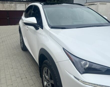 Белый Лексус НХ, объемом двигателя 2 л и пробегом 70 тыс. км за 29000 $, фото 7 на Automoto.ua