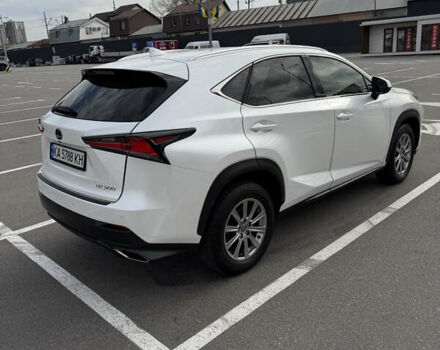 Белый Лексус НХ, объемом двигателя 2 л и пробегом 98 тыс. км за 27500 $, фото 15 на Automoto.ua