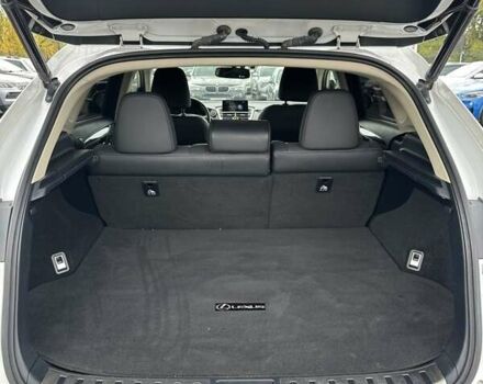 Білий Лексус НХ, об'ємом двигуна 2 л та пробігом 126 тис. км за 24500 $, фото 16 на Automoto.ua