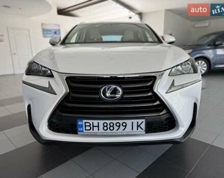 Белый Лексус НХ, объемом двигателя 2 л и пробегом 56 тыс. км за 22500 $, фото 9 на Automoto.ua