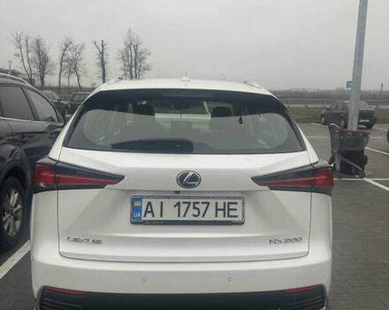 Белый Лексус НХ, объемом двигателя 1.99 л и пробегом 225 тыс. км за 27000 $, фото 12 на Automoto.ua