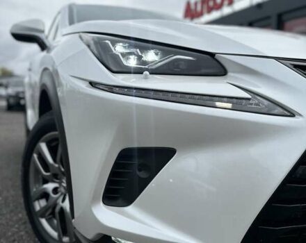 Білий Лексус НХ, об'ємом двигуна 2 л та пробігом 126 тис. км за 25950 $, фото 1 на Automoto.ua