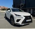 Білий Лексус НХ, об'ємом двигуна 2.49 л та пробігом 75 тис. км за 35000 $, фото 1 на Automoto.ua