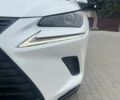 Белый Лексус НХ, объемом двигателя 2 л и пробегом 70 тыс. км за 29000 $, фото 1 на Automoto.ua