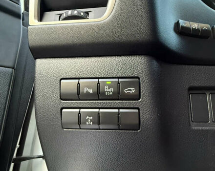 Білий Лексус НХ, об'ємом двигуна 2 л та пробігом 90 тис. км за 25500 $, фото 19 на Automoto.ua