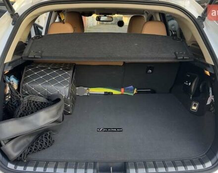 Білий Лексус НХ, об'ємом двигуна 2 л та пробігом 59 тис. км за 25000 $, фото 13 на Automoto.ua