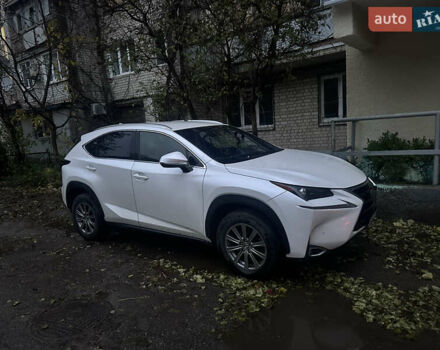 Лексус НХ 2017 в Харькове на Automoto.ua Белый Лексус НХ, объемом двигателя 2 л и пробегом 84 тыс. км за 26200 $, фото 4 на Automoto.ua