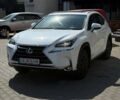 Белый Лексус НХ, объемом двигателя 2 л и пробегом 101 тыс. км за 27500 $, фото 3 на Automoto.ua