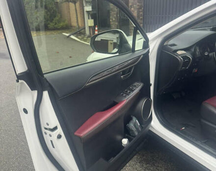 Белый Лексус НХ, объемом двигателя 1.99 л и пробегом 225 тыс. км за 27000 $, фото 11 на Automoto.ua