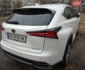 Білий Лексус НХ, об'ємом двигуна 2 л та пробігом 161 тис. км за 28500 $, фото 3 на Automoto.ua