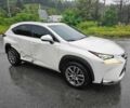 Білий Лексус НХ, об'ємом двигуна 2.5 л та пробігом 110 тис. км за 19500 $, фото 2 на Automoto.ua