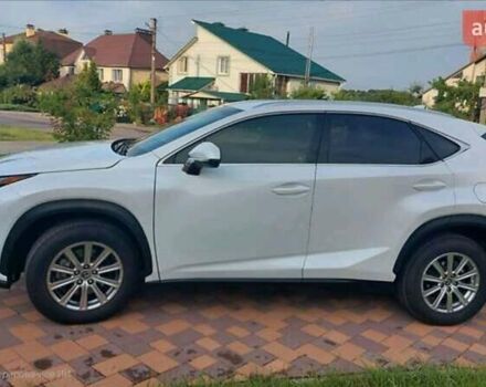 Білий Лексус НХ, об'ємом двигуна 2 л та пробігом 79 тис. км за 32500 $, фото 5 на Automoto.ua