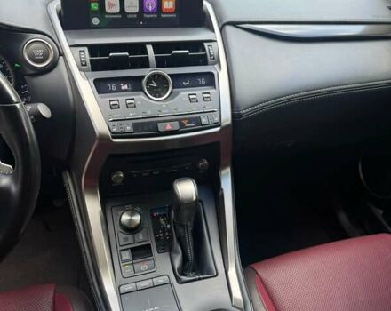 Белый Лексус НХ, объемом двигателя 2 л и пробегом 233 тыс. км за 22000 $, фото 11 на Automoto.ua