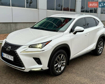 Білий Лексус НХ, об'ємом двигуна 1.99 л та пробігом 186 тис. км за 28300 $, фото 3 на Automoto.ua