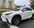 Белый Лексус НХ, объемом двигателя 2 л и пробегом 232 тыс. км за 28000 $, фото 1 на Automoto.ua